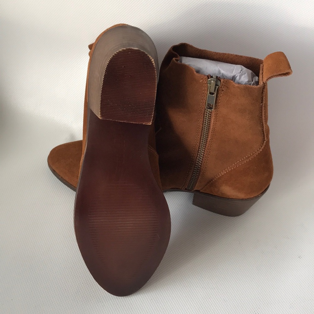 Woman’s boots - Picture 4 of 4